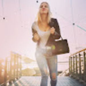 Meet your Posher, Samantha